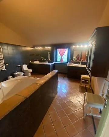 Le Ginestre Bed & Breakfast *