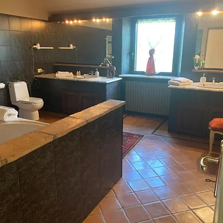 Le Ginestre Couette-café 3*