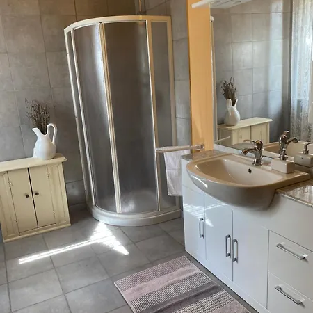 Le Ginestre 3* Sala Baganza