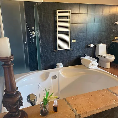 Le Ginestre Bed & Breakfast Sala Baganza