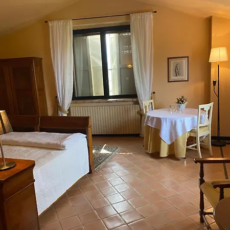 Le Ginestre Bed & Breakfast
