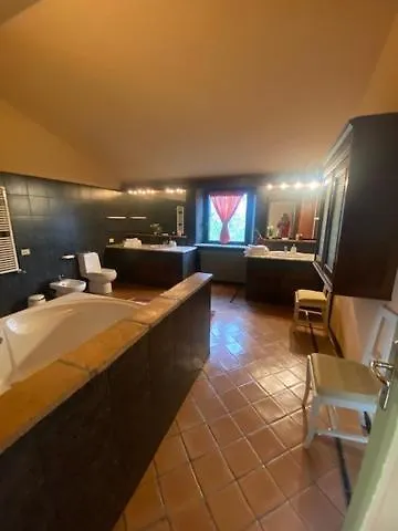 Le Ginestre Bed & Breakfast 3*