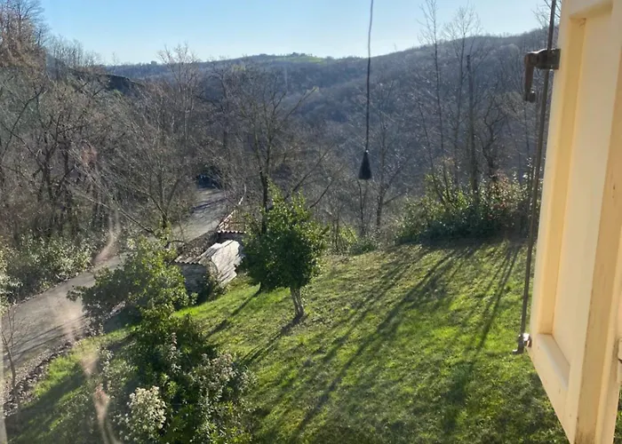 Le Ginestre Bed & Breakfast