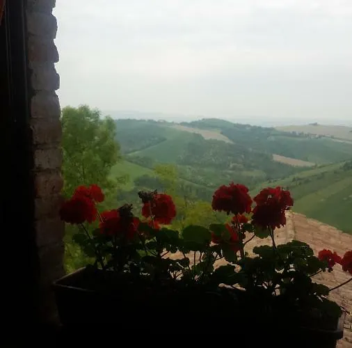 Le Ginestre Nocleg ze śniadaniem 3*